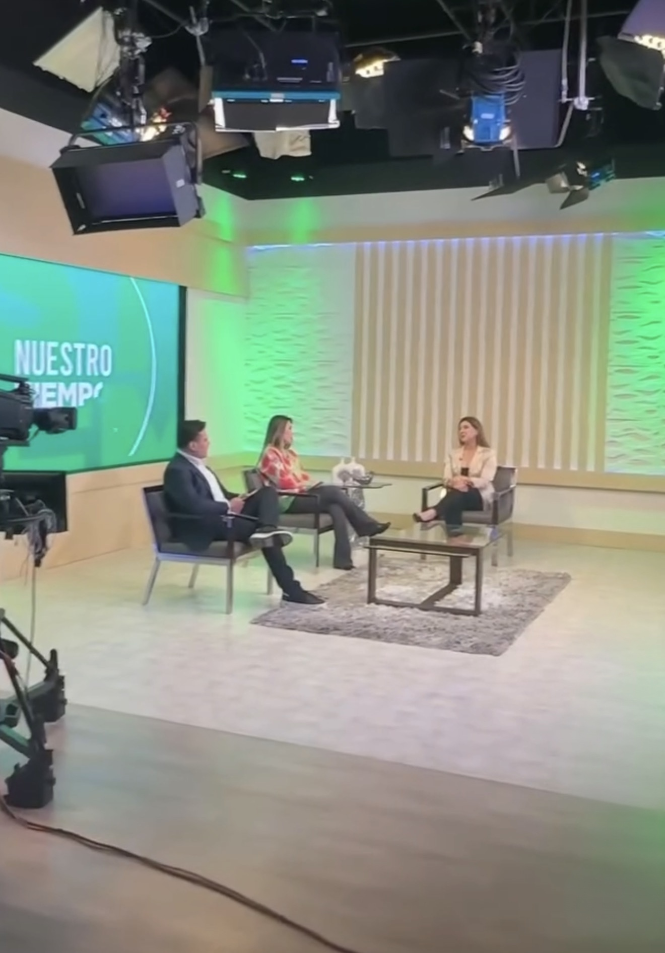 Salud & Familia healthcare television feature